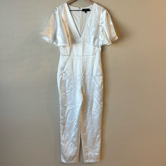Lulus Forever Awaits White Satin Flutter Sleeve Jumpsuit Bridal Size S - Picture 2 of 7